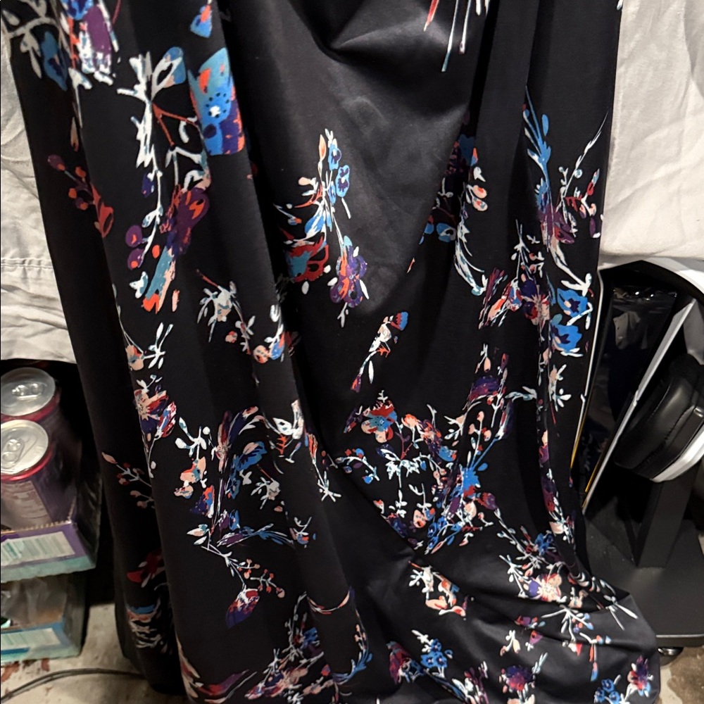 SHAN Multicolor Floral Backless Dress - Picture 9 of 9
